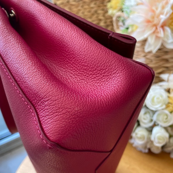 LOUIS VUITTON LOCKME II VGC COMPLETE INCLUSION DUSTBAG DC DU2195 ‼️JUNE SALE‼️ - Picture 3 of 15